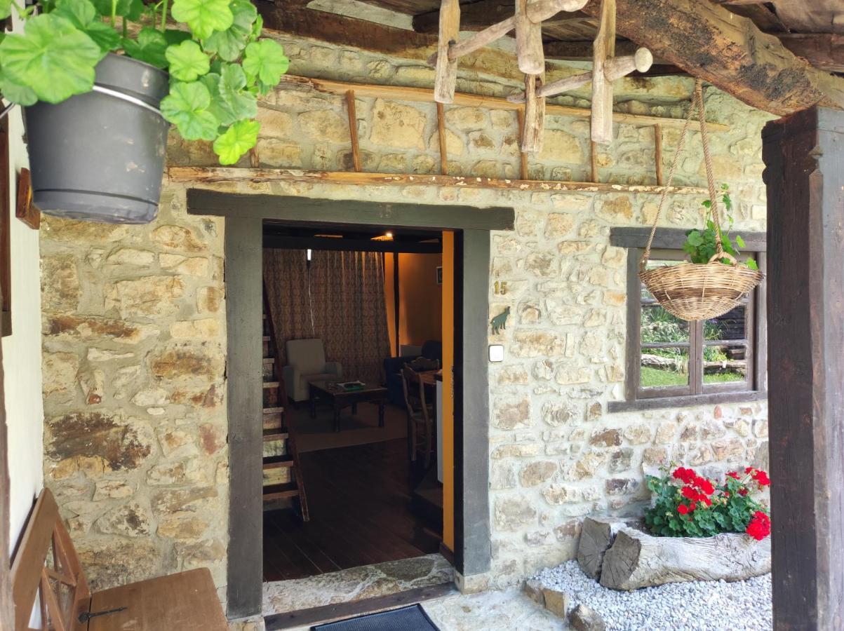 Viviendas Rurales El Covaju Cabezon de Liebana Exterior photo