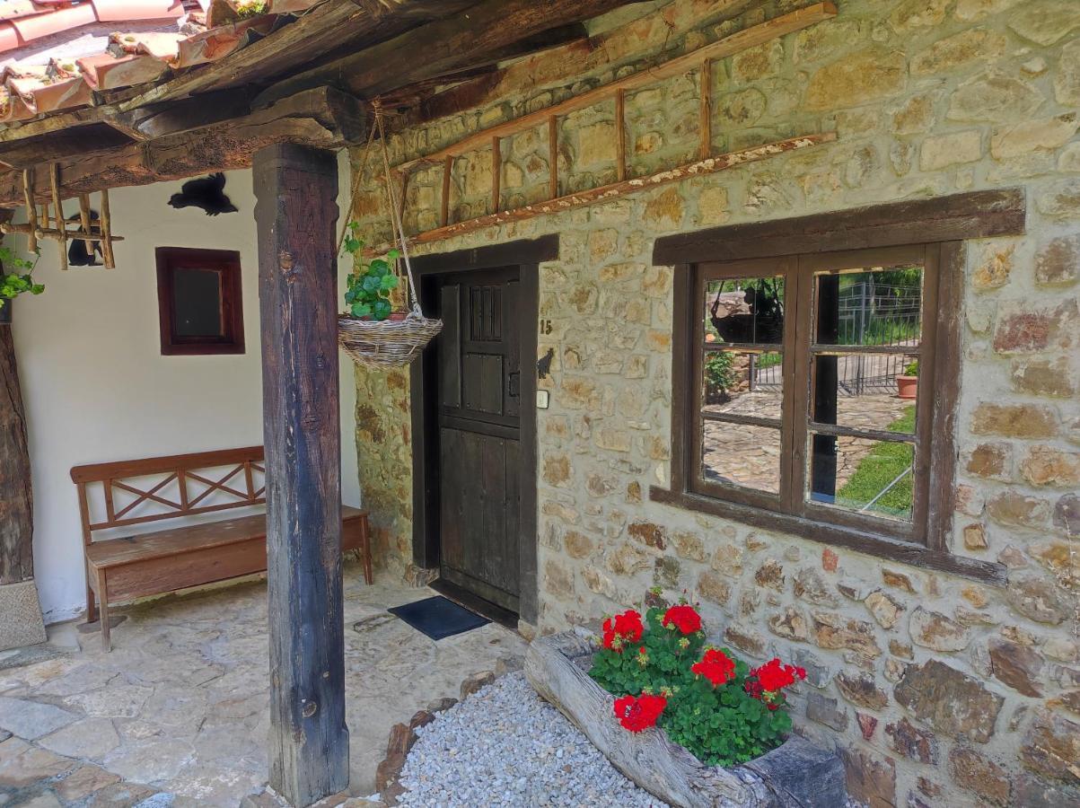 Viviendas Rurales El Covaju Cabezon de Liebana Exterior photo